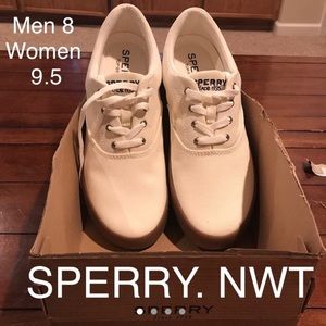NWT SPERRY SNEAKERS.  MENS 8 / WOMENS 9.5.